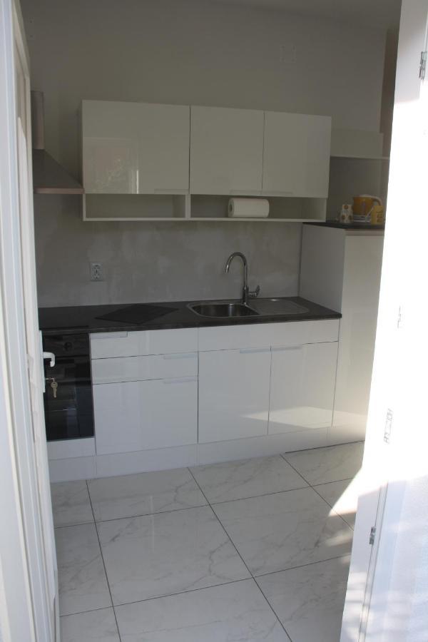 Lea Apartment Sibenik Exterior photo