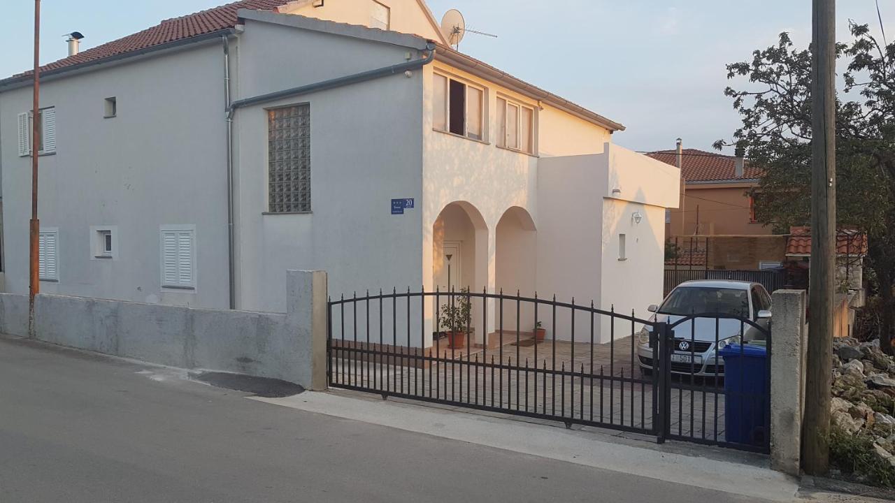 Lea Apartment Sibenik Exterior photo