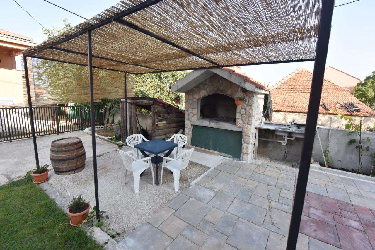 Lea Apartment Sibenik Exterior photo
