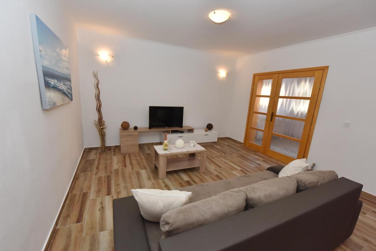Lea Apartment Sibenik Exterior photo