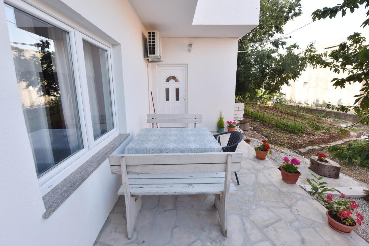 Lea Apartment Sibenik Exterior photo