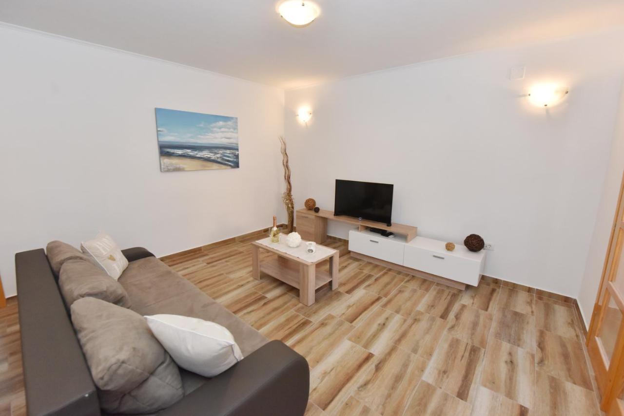 Lea Apartment Sibenik Exterior photo