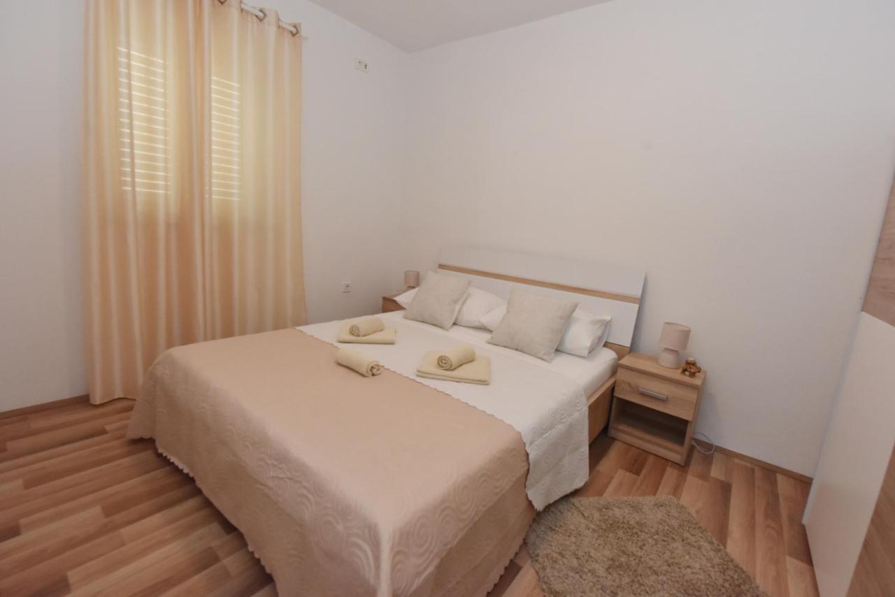 Lea Apartment Sibenik Exterior photo
