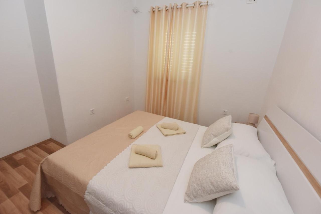Lea Apartment Sibenik Exterior photo
