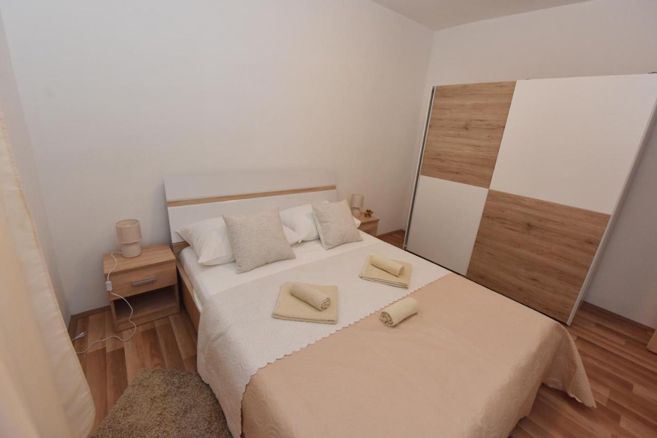 Lea Apartment Sibenik Exterior photo